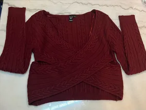 NWOT Windsor V-Neck Cable Knit Sweater -‎ Rich Burgundy thumbnail 1
