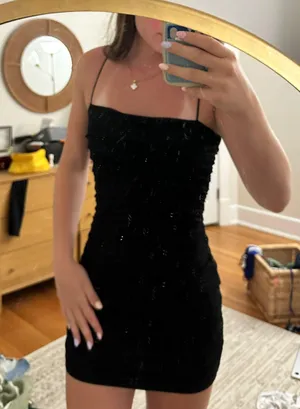 Dress thumbnail 1