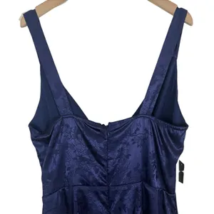 NWT Lulus Sleek Sensation Navy Blue Jacquard Floral Satin Jumpsuit Size Medium thumbnail 5