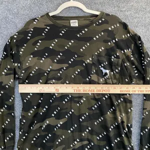 Vs Pink Camouflage Long Sleeve Graphic All Over Print Logo Army Green Y2k thumbnail 6