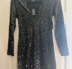 Express Sequin Cocktail Mini Dress NWT Size Small Black Id 90105 women's thumbnail 2