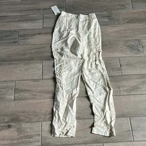 Cream pleated trousers thumbnail 5
