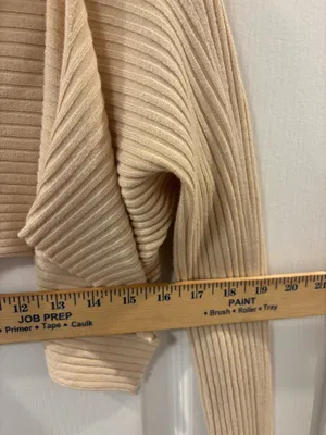 NWT Urban Outfitters Karla Ribbed Shrug Cardigan Bolero Cropped Ivory Beige Cozy S thumbnail 8