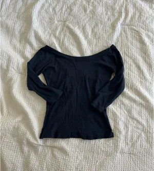 Brandy Melville Top thumbnail 2