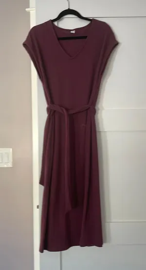 maroon oldnavy ribbed dress thumbnail 1