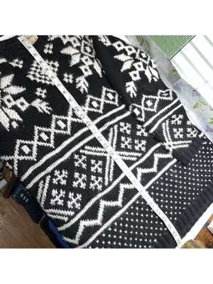 Vintage Black White Snowflake Sweater Fair Isle 90s classic, winter, vacay thumbnail 6