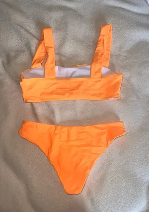Bathing Suit Set thumbnail 2
