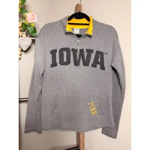 PINK Victoria's Secret Iowa Hawkeyes Quarter Zip Pullover Gray Yellow Medium thumbnail 2