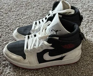 Air Jordan mid sneakers thumbnail 3