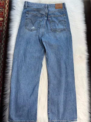 Levi’s Ribcage Straight Light Wash Distressed After Love Jeans thumbnail 8