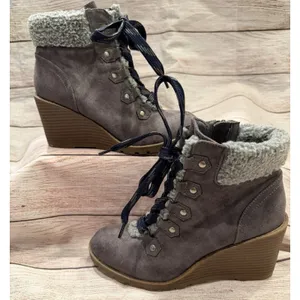 SM New York Women's Frenzy Boots Wedge Heel Brown Suede like Size 6 thumbnail 1
