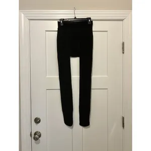 Women's Warm & Cozy Black Fleece lined Thermal Tights size Medium High Waist thumbnail 4