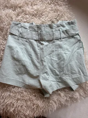 NWOT Abercrombie & Fitch Light Mint High-Waist Button Front Shorts size small thumbnail 4