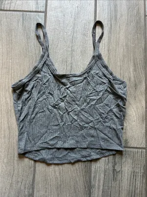Tilly's Gray Ribbed V-Neck Cropped Cami thumbnail 3