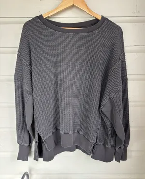American eagle sweater thumbnail 1
