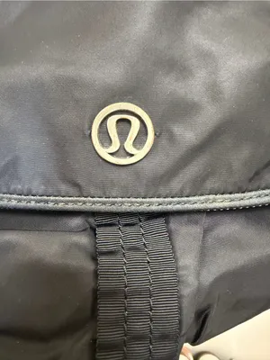 Lululemon Good Fortune Crossbody Shoulder Fanny Bag Black thumbnail 7
