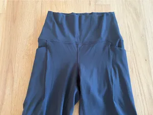 Old Navy StudioSmooth Activewear Set thumbnail 8