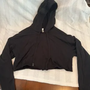 alo cropped black hoodie size medium M thumbnail 1