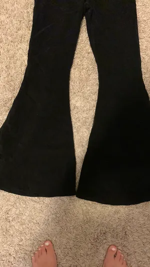 Botique Velvet Bell Bottoms Size M thumbnail 4