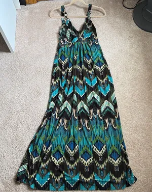 Alyn Paige Teal & Black Geo Print Maxi Dress. Size Large thumbnail 1