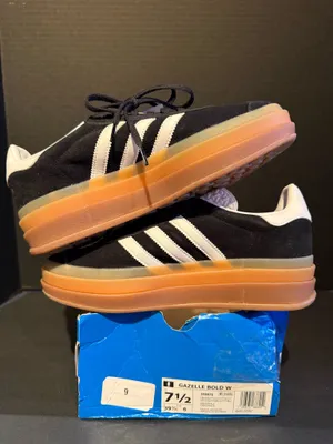 Women’s Adidas Gazelle Bold W size 7.5W thumbnail 2