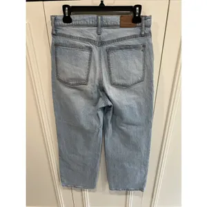 Madewell The Perfect Vintage Wide Leg Crop Jeans Light Blue Denim‎ thumbnail 2