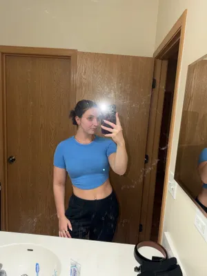 Lululemon ribbed cropped short sleeve  thumbnail 4