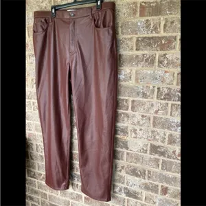 $99 Abercrombie & Fitch Brown Vegan Leather 90’s Straight Ultra High Rise Pants thumbnail 9