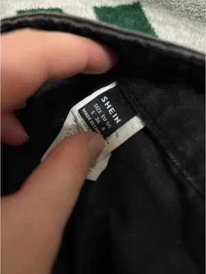 Black Ripped Jeans Shein High-Waisted Straight Leg thumbnail 3