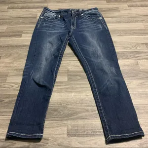 Miss Me Boyfriend Capri Jeans; 29 Women’s thumbnail 1