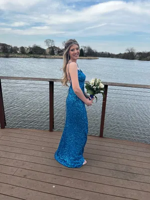 Sherri Hill Prom Dress thumbnail 8