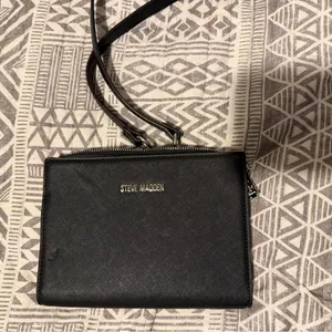 Steve Madden Black Crossbody Bag Chain Strap Flap Wallet Purse Faux Leather thumbnail 2