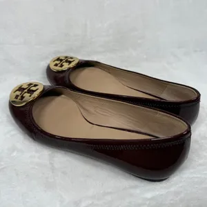 Tory Burch Reva Ballet Flats Burgundy Patent Leather Gold Medallion Womens‎ 7M thumbnail 7