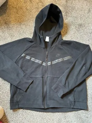 Nike Cropped Tech Hoodie thumbnail 1
