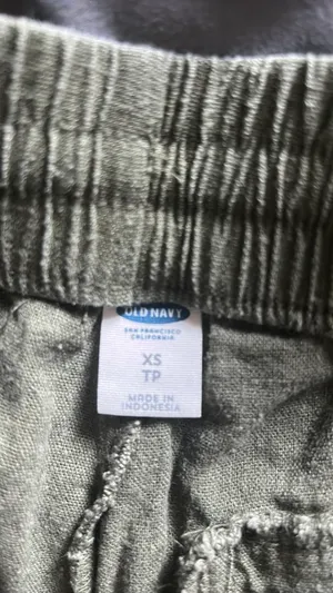 Old Navy Linen Shorts thumbnail 3