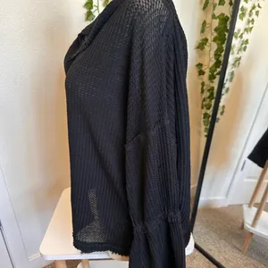 We The Free Free People Black Shirt Long Sleeve Size Medium thumbnail 3