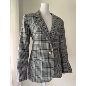 Vintage Y2K Petite Haberdashery Black & White Wool Houndstooth Plaid Blazer thumbnail 5