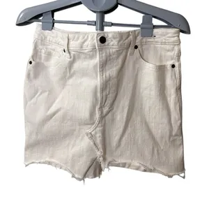 Abercrombie and Fitch‎ White denim Skirt Women's Size 8 thumbnail 1