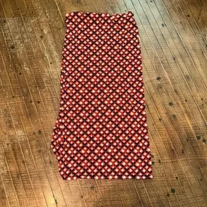 Ann Taylor Loft red floral slit knit S long pencil skirt thumbnail 3