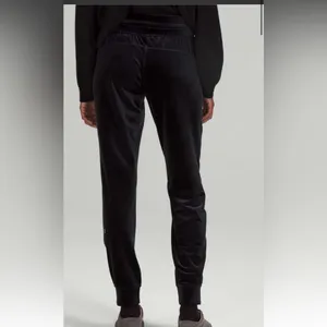 Lululemon Ready to Crush High-Rise Velour Jogger *Full Length black thumbnail 2