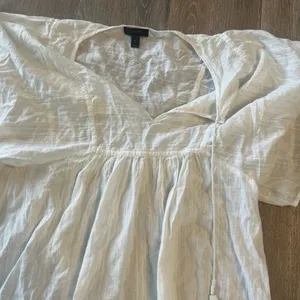J Crew White Gauze Tunic Top Size Small Boho Flutter Sleeve Tassel Lightweight thumbnail 6