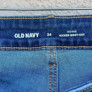 NWT Old Navy mid rise kicker boot cut denim jeans‎ plus size 24 cotton blend thumbnail 4
