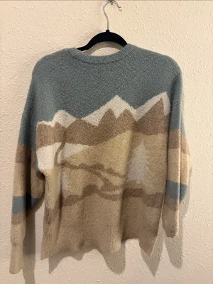 Lou & Grey Mountain Motif Crewneck in Light Blue, Beige & Cream thumbnail 3