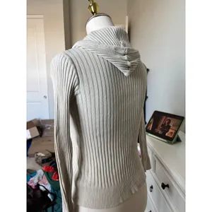 Y2K Ribbed Henley Hoodie Vintage Style Oatmeal Beige Long Sleeve Knit Top Small thumbnail 3