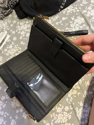 Guess Wristlet thumbnail 3