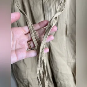 Nwt gap khaki cargo pants size 4 thumbnail 6