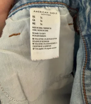 American Eagle Mom Jean Shorts thumbnail 3