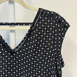 DR2 by Daniel Rainn Polka Dot V-Neck Blouse Black White Small DR19572PR1 Office thumbnail 4
