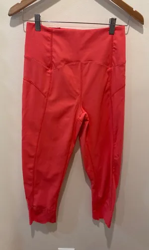 Free People Movement Genesis Scalloped Leggings‎ Size Medium thumbnail 1