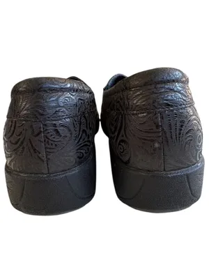 EUC Dansko Leather Embossed clogs Black Size 8 thumbnail 7